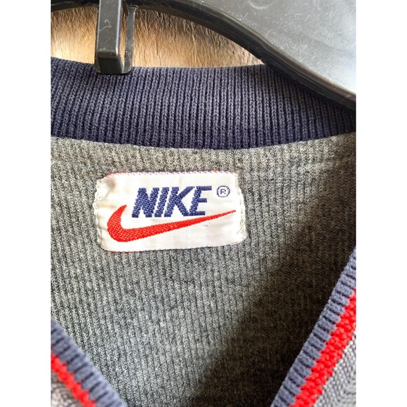 Vintage 80s Rare Nike Long Sleeves Embroidered Swoosh Shirt Fits Size L - Picture 2 of 6